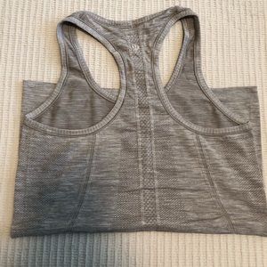 Lulu Swiftly Tank - Size 4